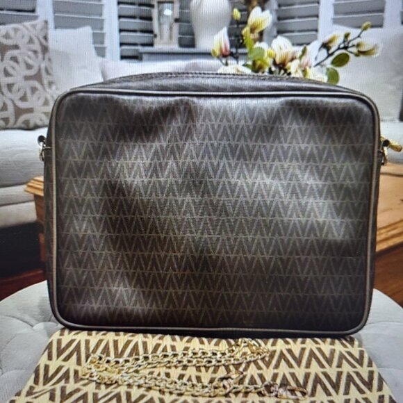 MARIO VALENTINO Vintage Monogram Shoulder Bag w/dust bag EUC - Picture 3 of 7